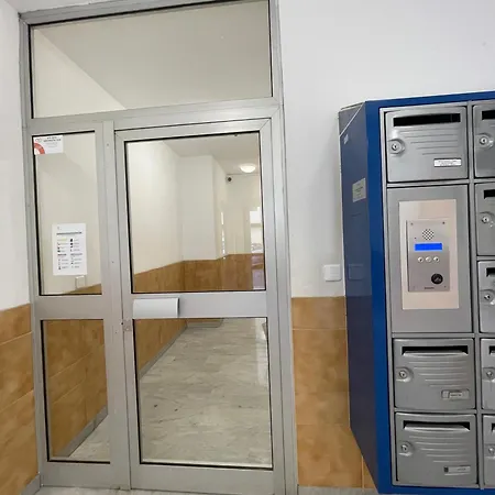 Apppartement Avec Terrasse - 2 A 4 Personnes