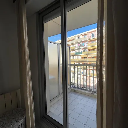 Apppartement Avec Terrasse - 2 A 4 Personnes