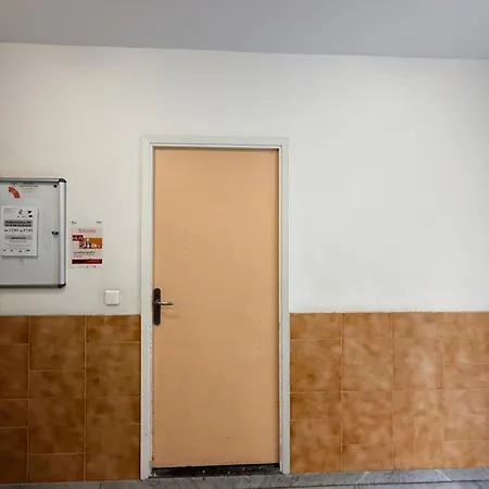 Apppartement Avec Terrasse - 2 A 4 Personnes * Nice